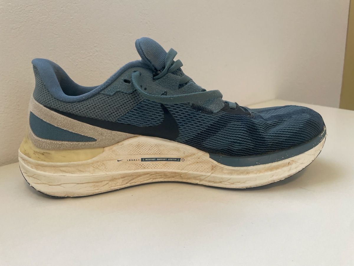 Nike Chaussures hommes: Nike Structure 25 – D'occasion à Biel/Bienne par sop_z7zs 2