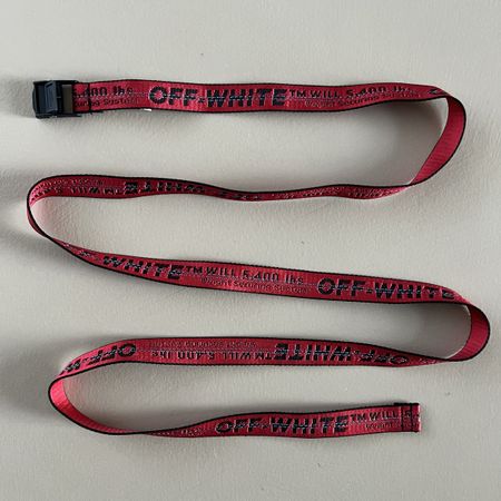 OFF-WHITE Gürtel ❤️
