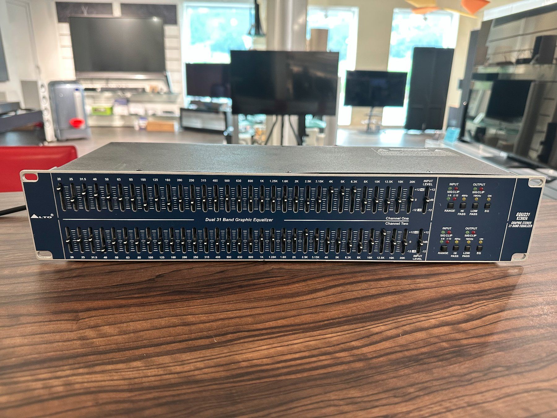 Equalizer: ALTO EQU231 MK|| V2 – Gebraucht aus Appenzell von 1xRichtig