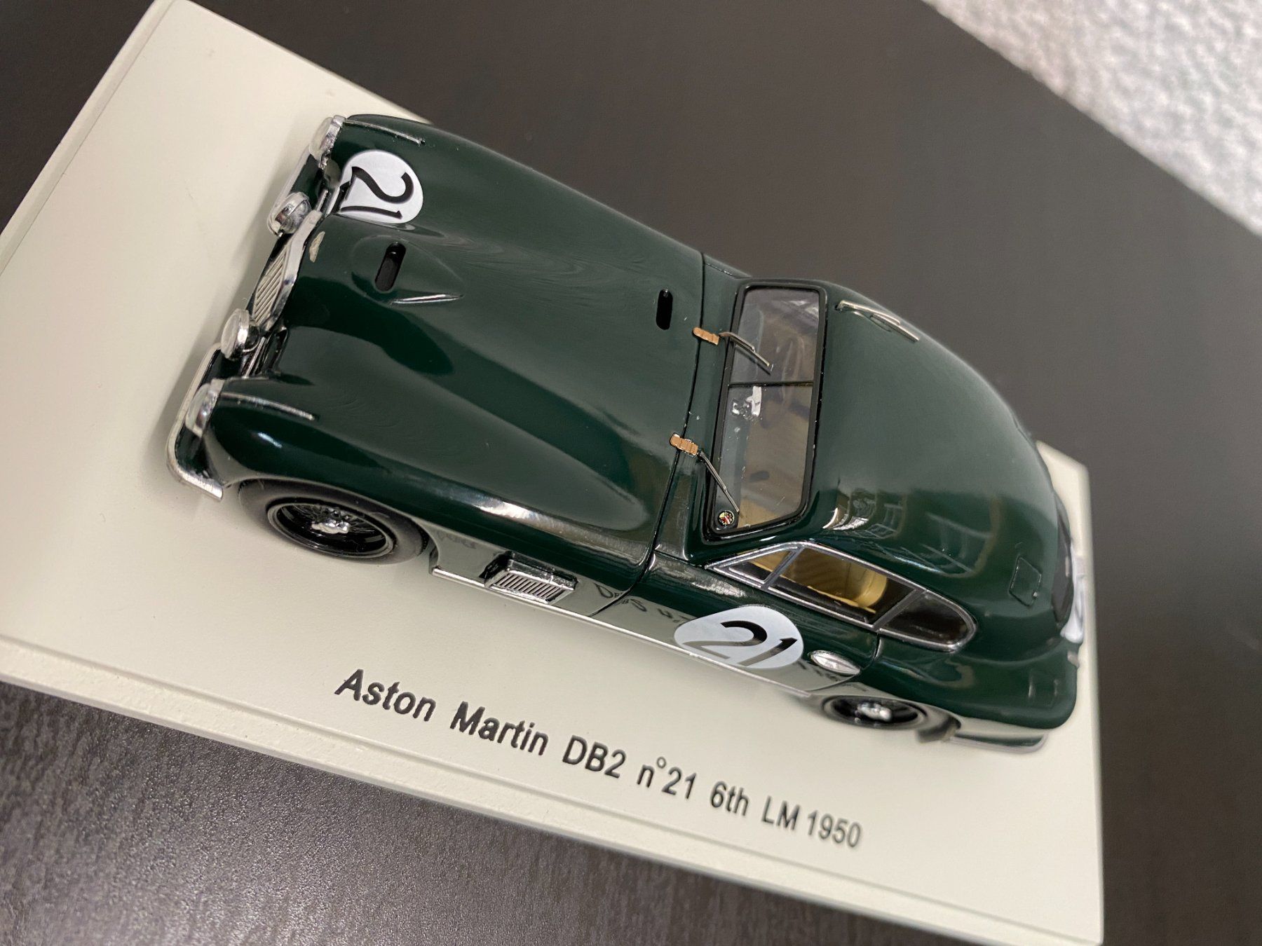 Spark Modellini d'auto: Aston Martin DB2 - 1950 - Spark 1:43 – Nuovo e nell'imballaggio originale da Niederhasli venduto da Yotanke50 1