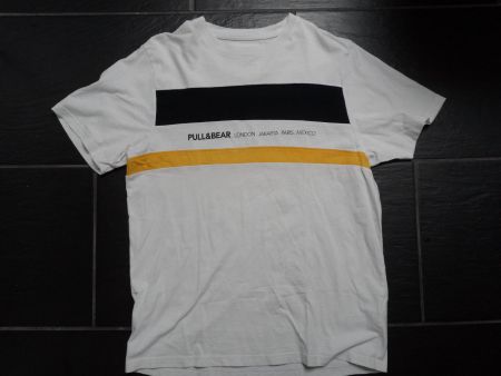 **** PULL&BEAR  T- Shirt Gr S ****