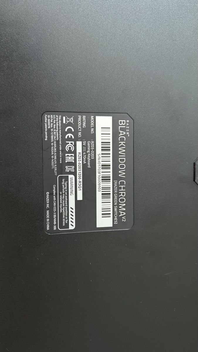Razer Tastiere: Razer BlackWidow Chroma V2 – Usato da Villars-sur-Glâne venduto da gau_8k9h 4