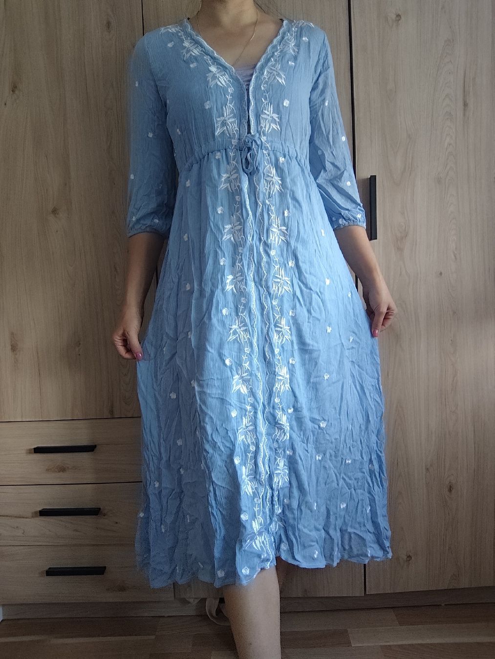 Robes: Light Blue Embroidered Dress Size S – D'occasion à Mägenwil par VintageGirly 2