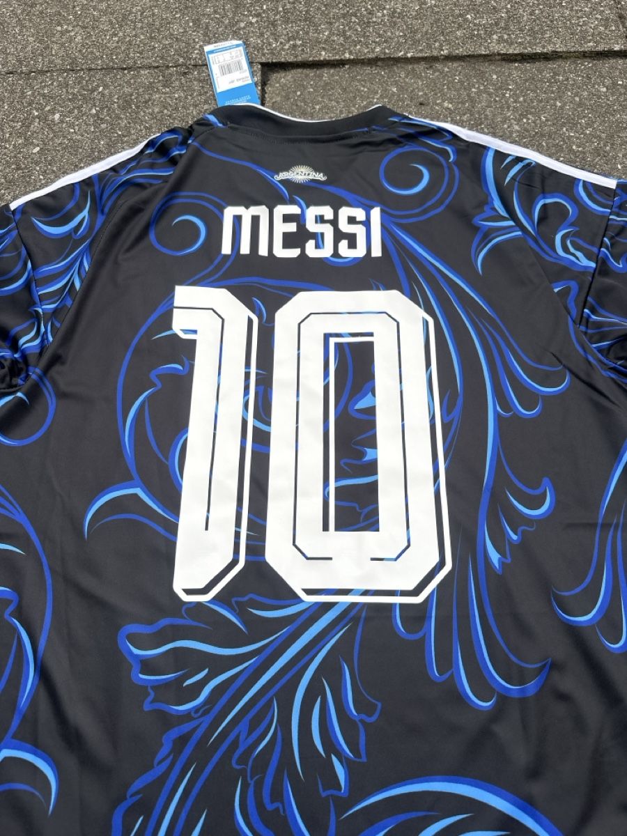Adidas Canottiere & Pantaloni: Argentinien Trikot 2026 – Nuovo e nell'imballaggio originale da Zollikofen venduto da Marvin_Hal 2