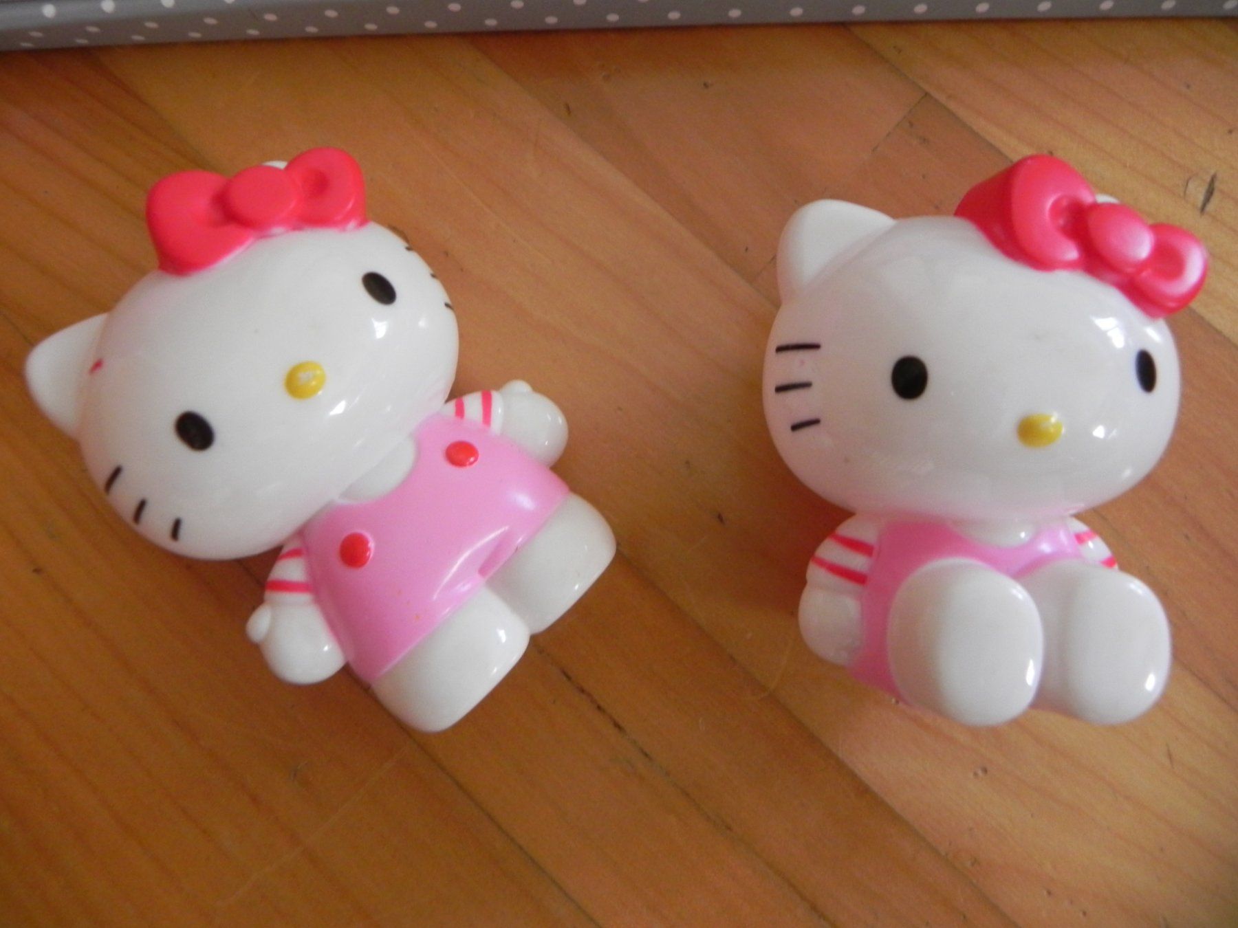 Hello Kitty Giocattoli: Hello Kitty Set Mädchen Puzzle Kuscheltier Flasche – Usato da Stallikon venduto da pcerny16 4