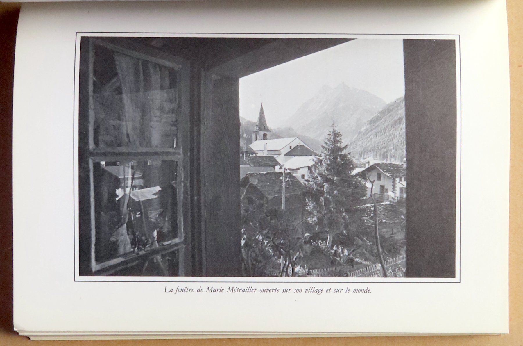 Libri: Valais - La poudre de sourire – Usato da Le Locle venduto da LibrairieLaBergerie 4