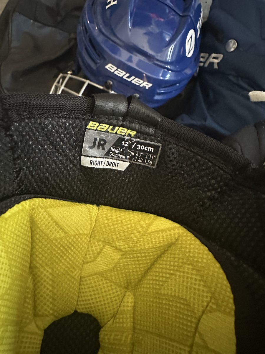 Bauer Protezioni & Imbottiture: Eishockeyausrüstung – Usato da Zuerich venduto da sulghin 2