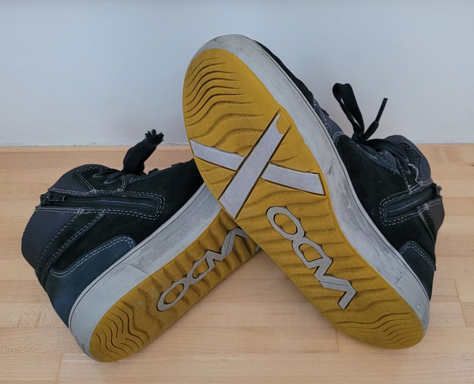 Scarpe per ragazzi: Vado Sneaker Halbschuhe blau Gr. 37 halbhoch – Usato da Widnau venduto da kerstinlo 4