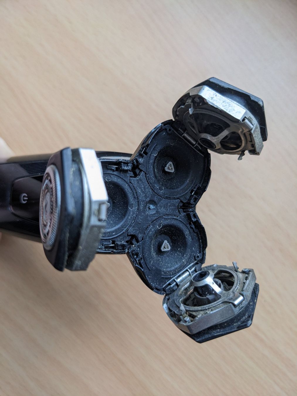Philips Rasierapparate & Rasierklingen: Philips Sensotouch 3D RQ1250 – Defekt aus Stetten AG von Trexx75 3