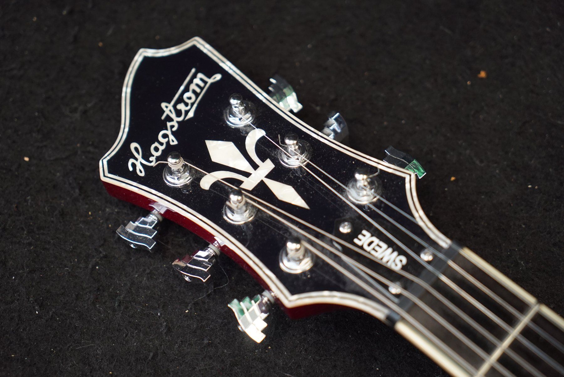 Hagström Strumenti musicali: Hagstrom Swede E-Gitarre mit Bag – Usato da Ortschwaben venduto da Musictrade 5