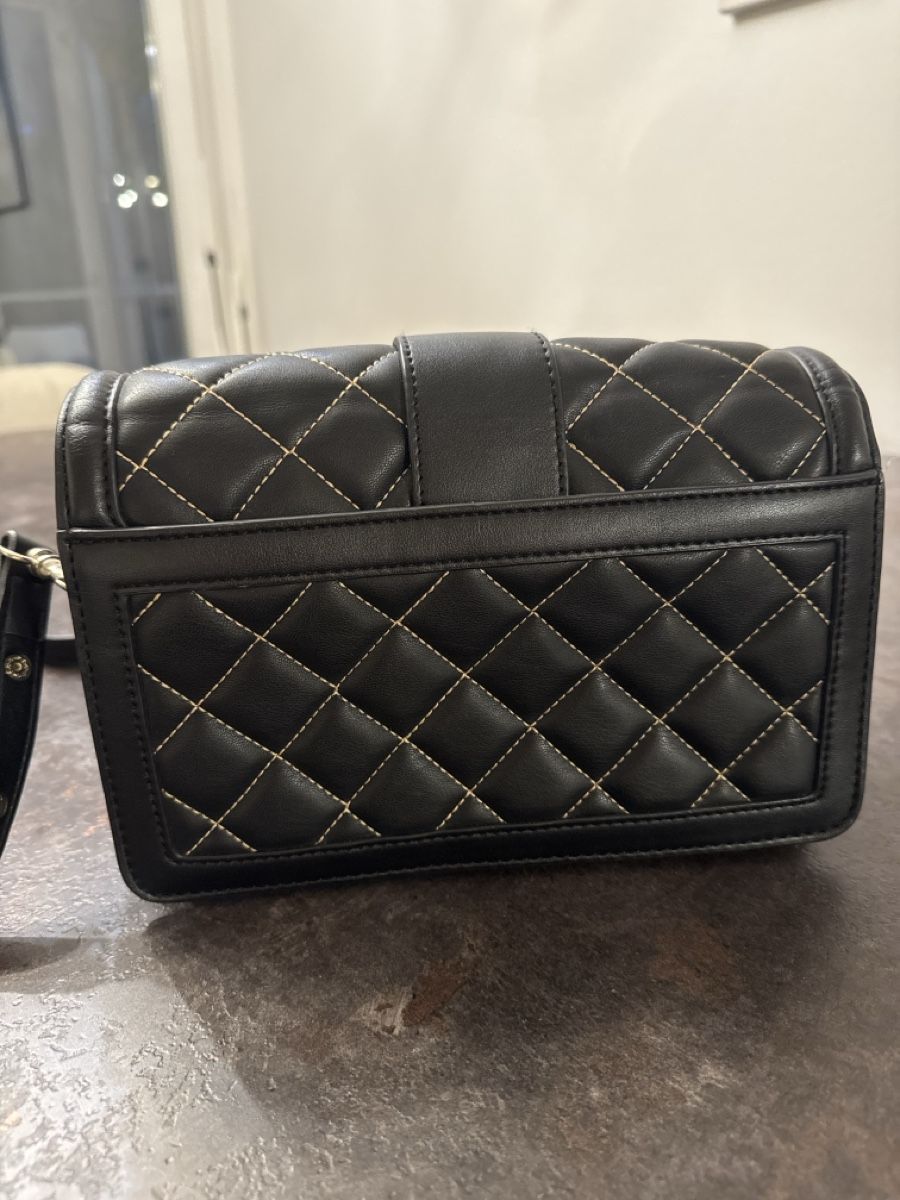 Versace Borse da donna: Versace Jeans Couture borsa nera, come nuova!  – Nuovo (secondo la descrizione) da  venduto da  4
