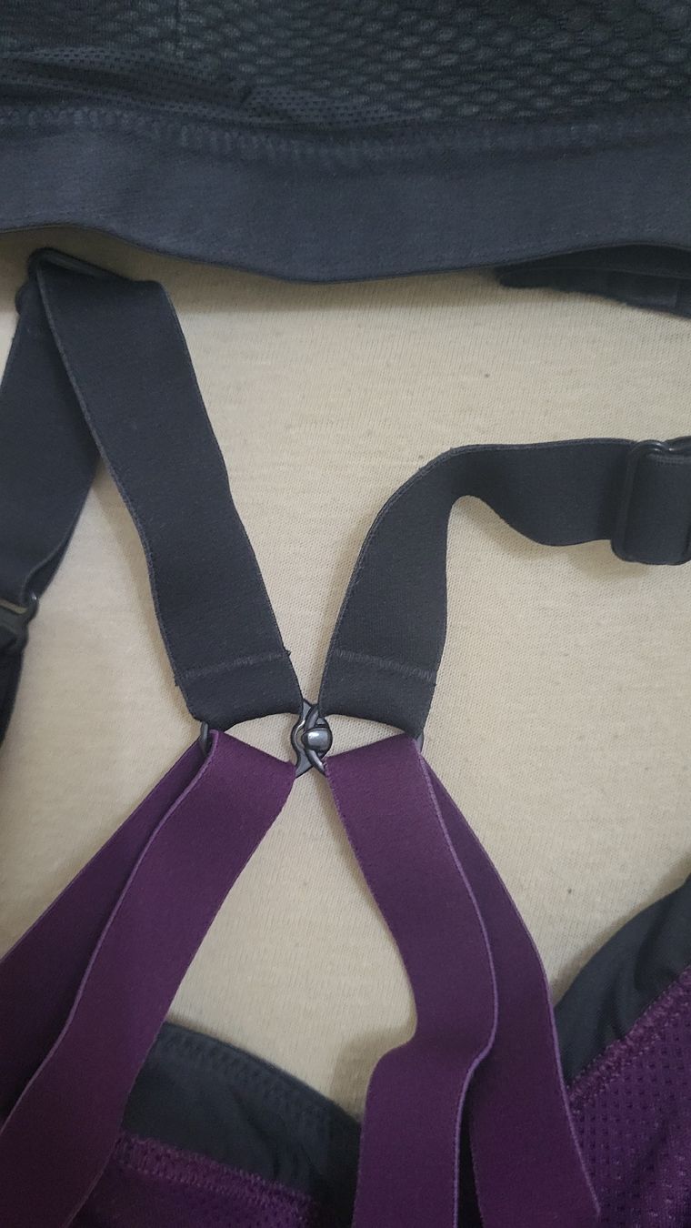 Triumph Autres dessous: 2 Triumph triaction Sport BH 90E – D'occasion à Dürnten par Mde 6