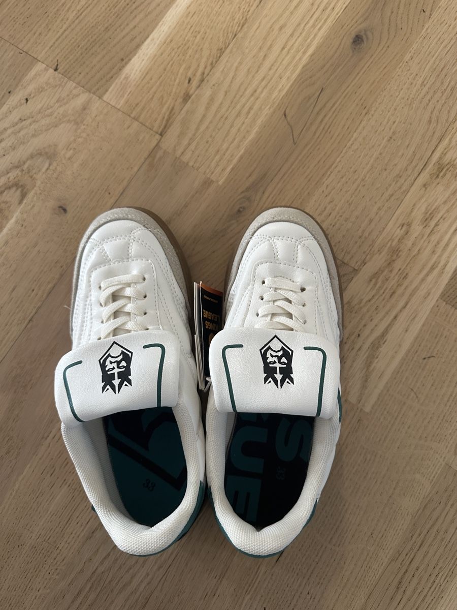 Zara Scarpe per ragazzi: Sneakers Zara 33 neu – Nuovo e nell'imballaggio originale da Bütschwil venduto da Inna_inna 2