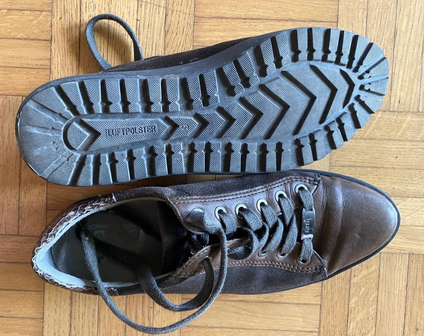 Ara Scarpe da donna: Leder-Sneaker – Usato da Pfäffikon SZ venduto da Ttwister 2