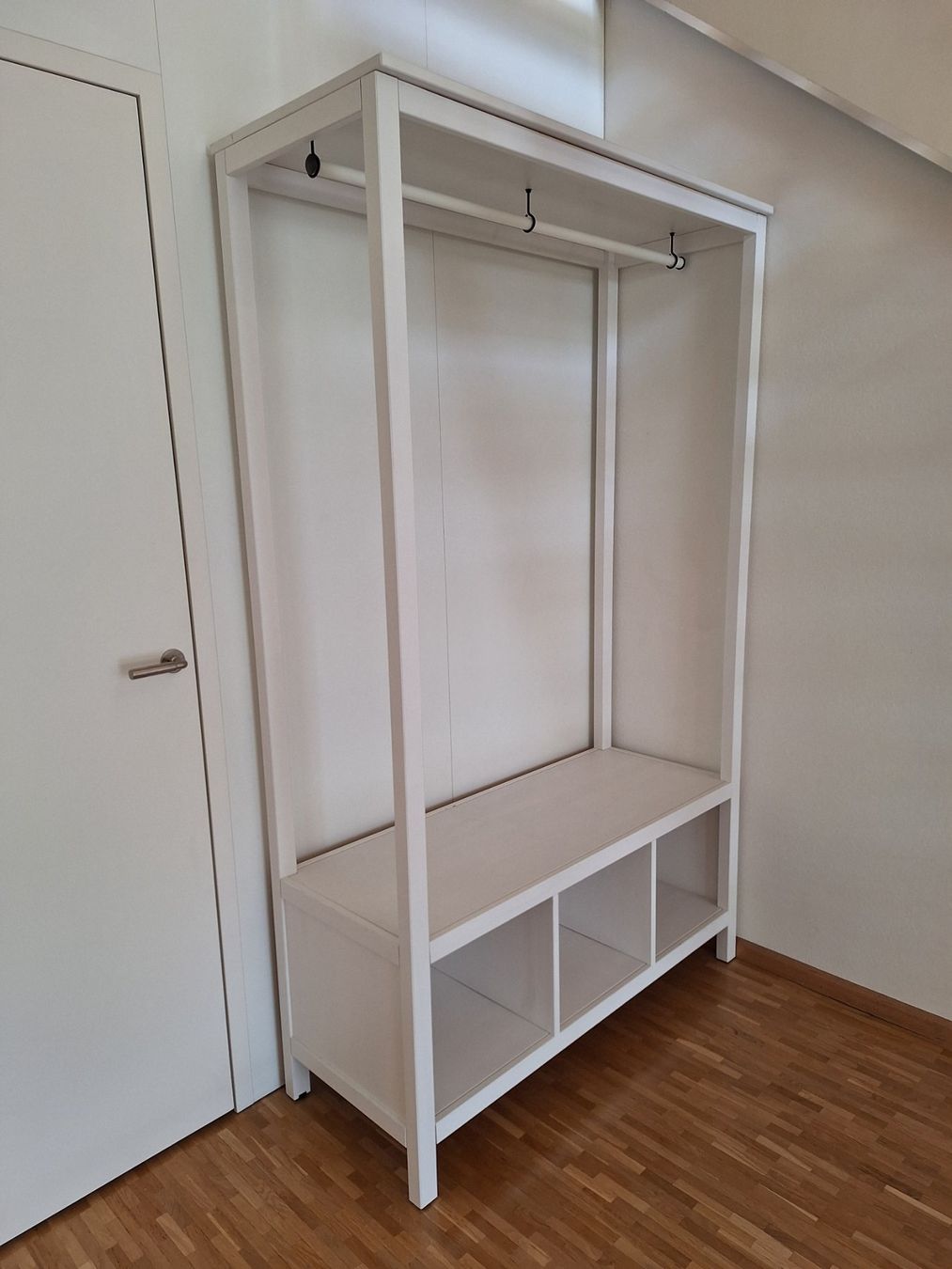 Ikea Porte manteau: IKEA HEMNES offene Garderobe – D'occasion à Basel par luc_h8mt 1