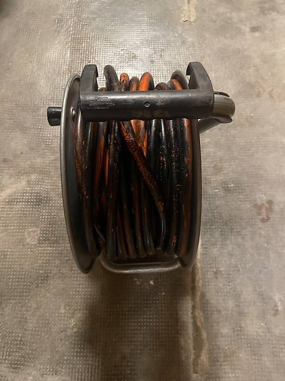 Cavi: Cable électrique 16Ah – Usato da Crissier venduto da espir1 1
