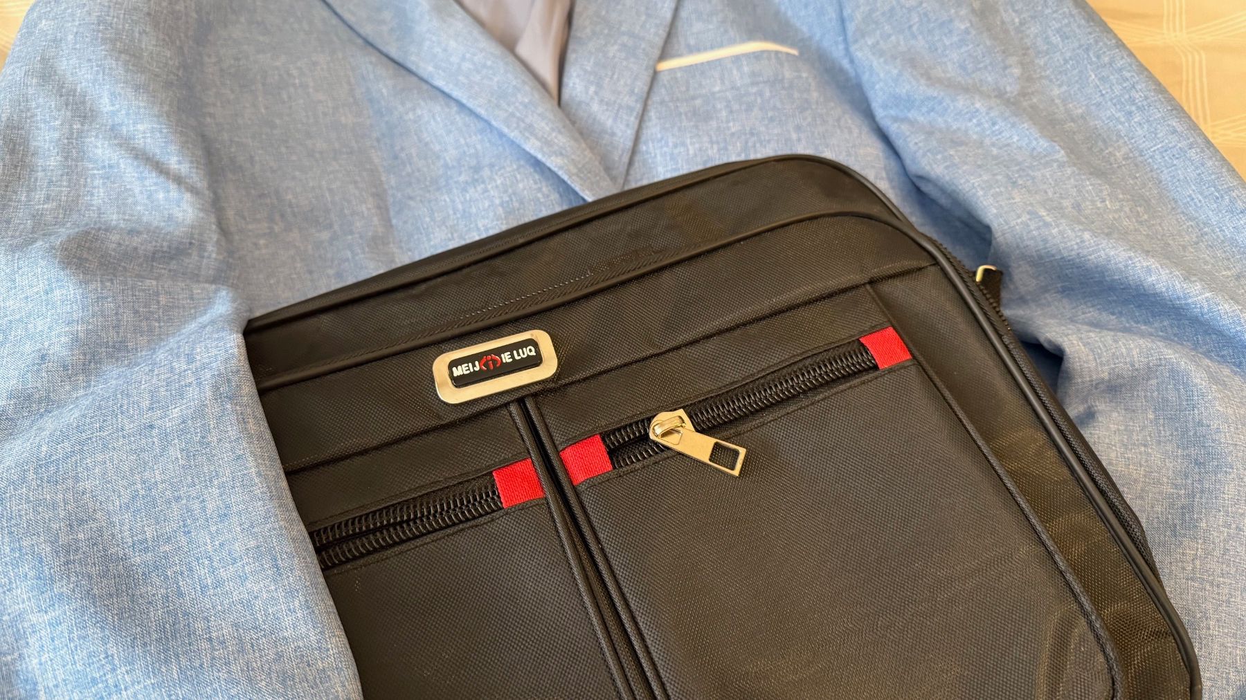 Completi: Blazer – Nuovo (secondo la descrizione) da Zürich venduto da guille.arg 1