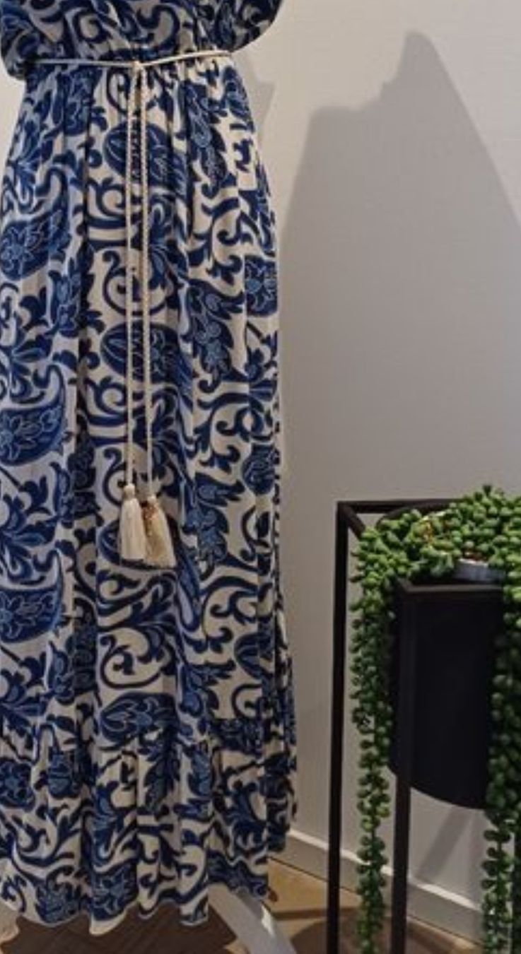 Vestiti: Sommerliches Maxikleid mit Blumenmuster, Grösse M – Usato da Arlesheim venduto da savina01 6