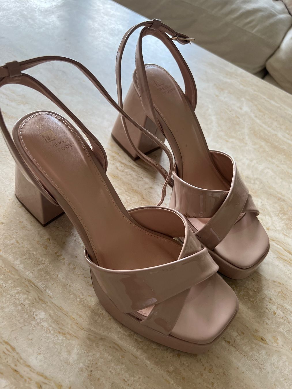 Next Damenschuhe: High heels nude platform – Gebraucht aus Zürich von ale_hl8z