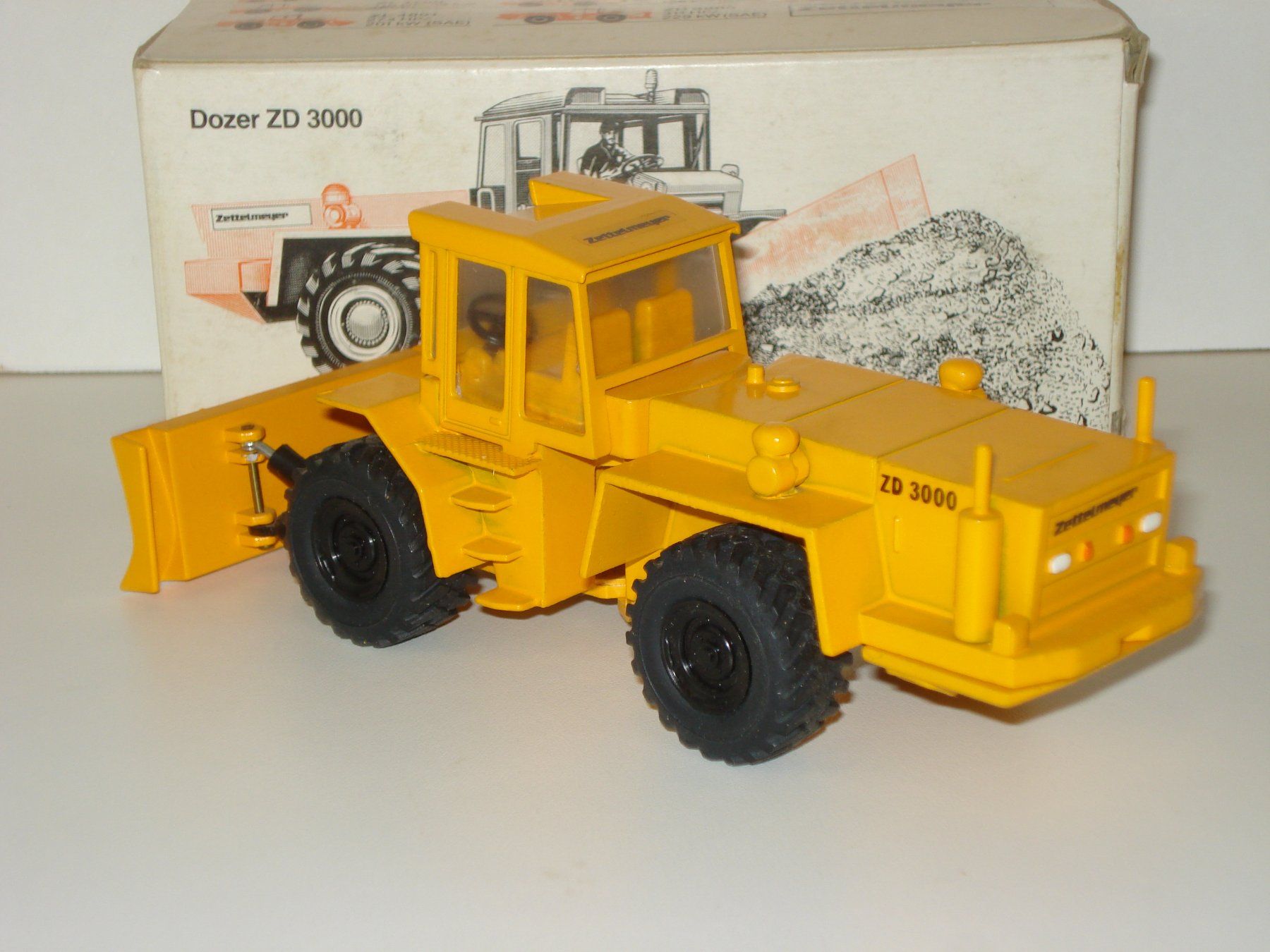 Kit di modellismo & Modellini statici: ZETTELMEYER ZD 3000 Raddozer – Nuovo (secondo la descrizione) da Mitlödi venduto da worker04 2