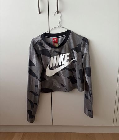 pull nike