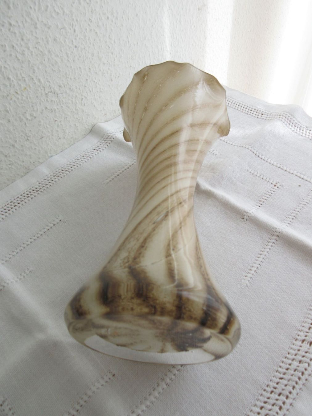 Vasi & Recipienti: Vase aus Überfangglas – Usato da Binningen venduto da mondoantico 3