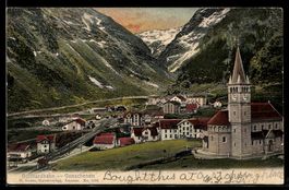 AK Goeschenen /Gotthardbahn, Ortsansicht mit der Kirche