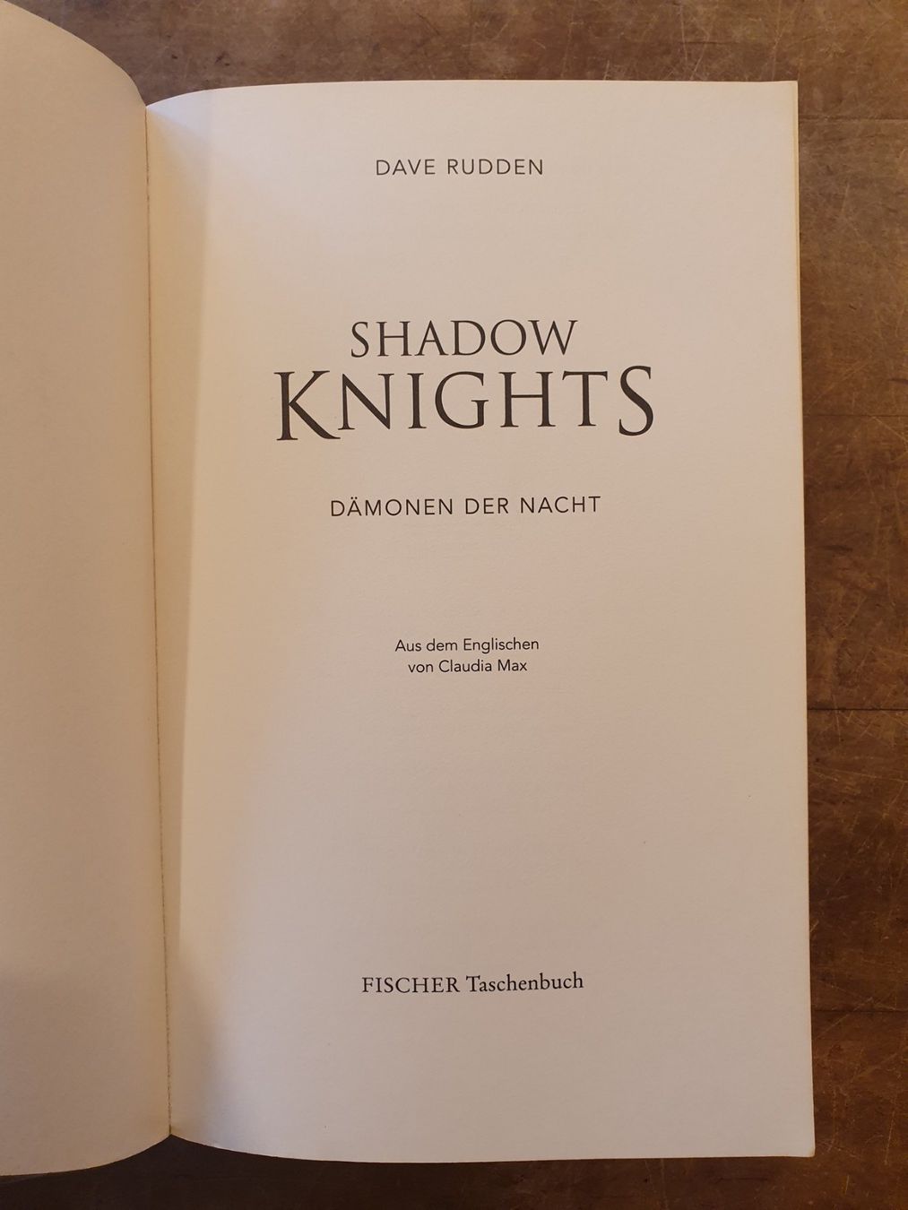 Libri: Shadow Knights - Dave Rudden - Fischer – Usato da Zürich venduto da loosebone 2