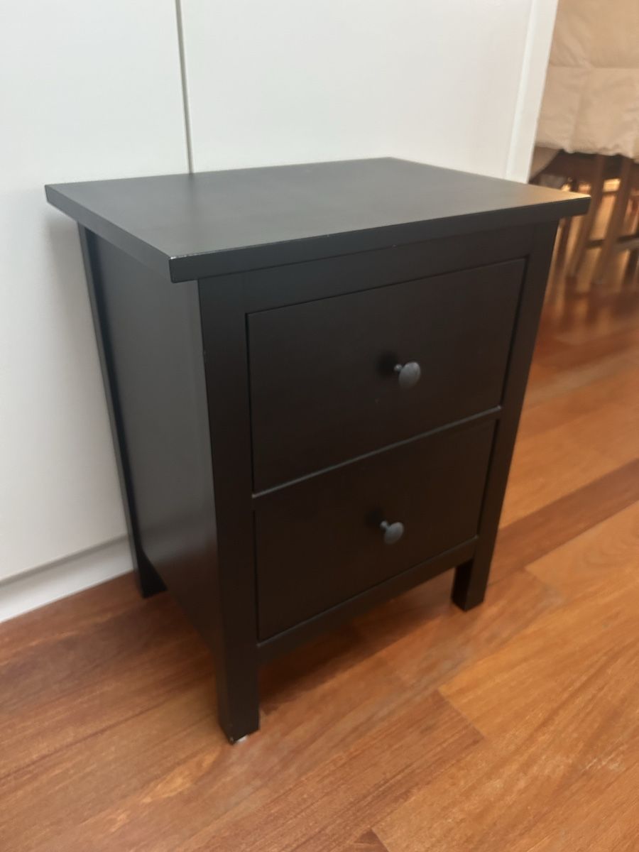 Ikea Comodini: HEMNES Kommode mit 2 Schubladen | Schwarz  – Usato da Rotkreuz venduto da Kircholm1605 5