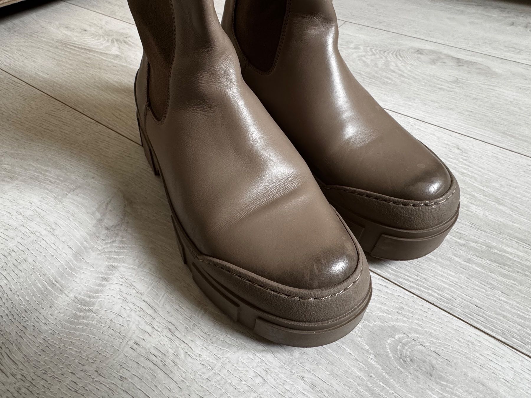 Vic Matié Scarpe da donna: Boots Vic Matie Gr. 39 taupe – Usato da Altendorf venduto da lunapiena01 2