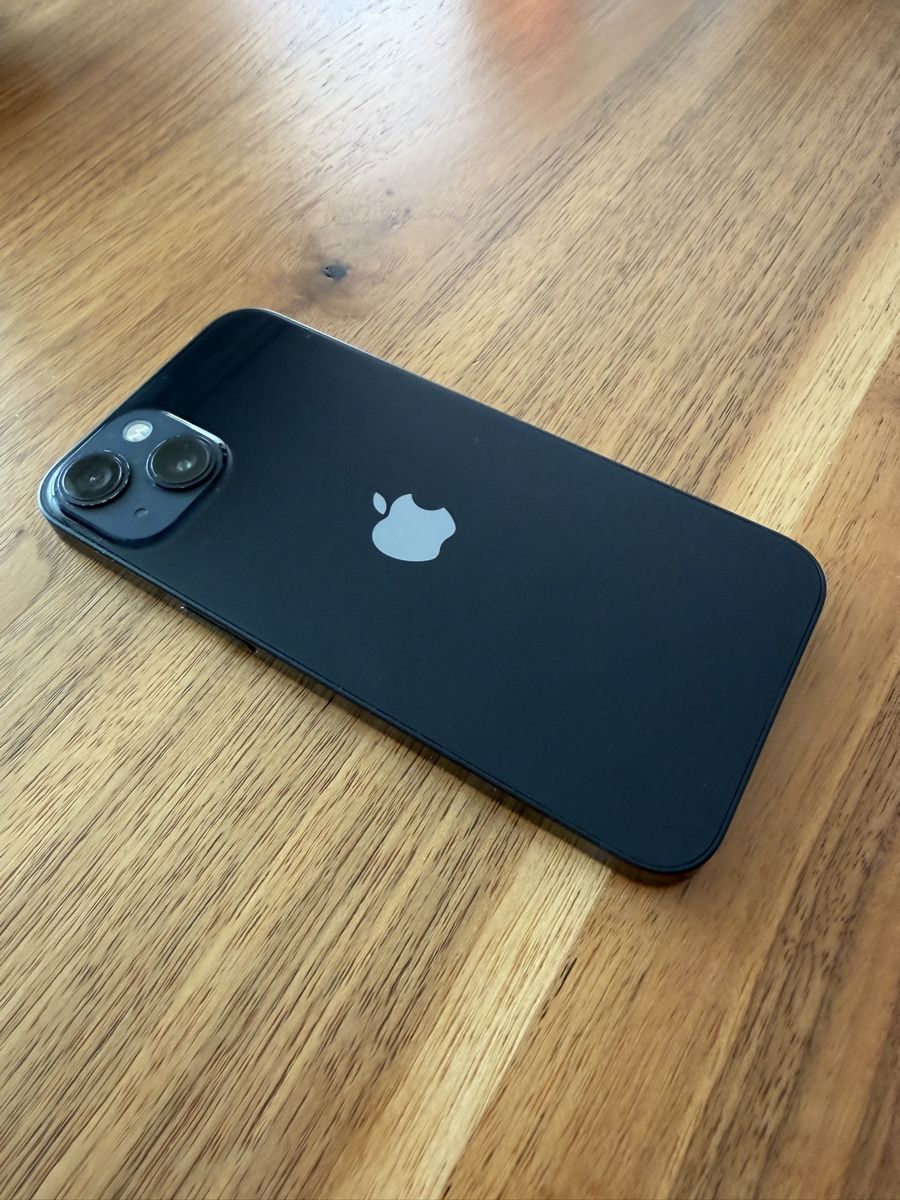 Apple Handys / Smartphones: IPhone 13 funktioniert einwandfrei – Gebraucht aus Sarnen von Kontrasvega