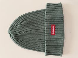 Berretto Supreme a coste colore verde cotone 100%