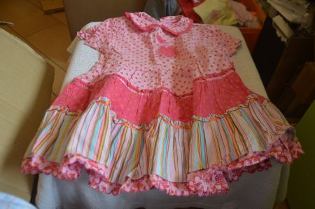 TAILLE  92-98 - JOLIE ROBE