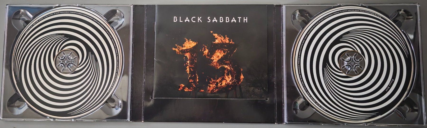 CDs: Black Sabbath DCD – 13 – D'occasion à Root par atelier22 1