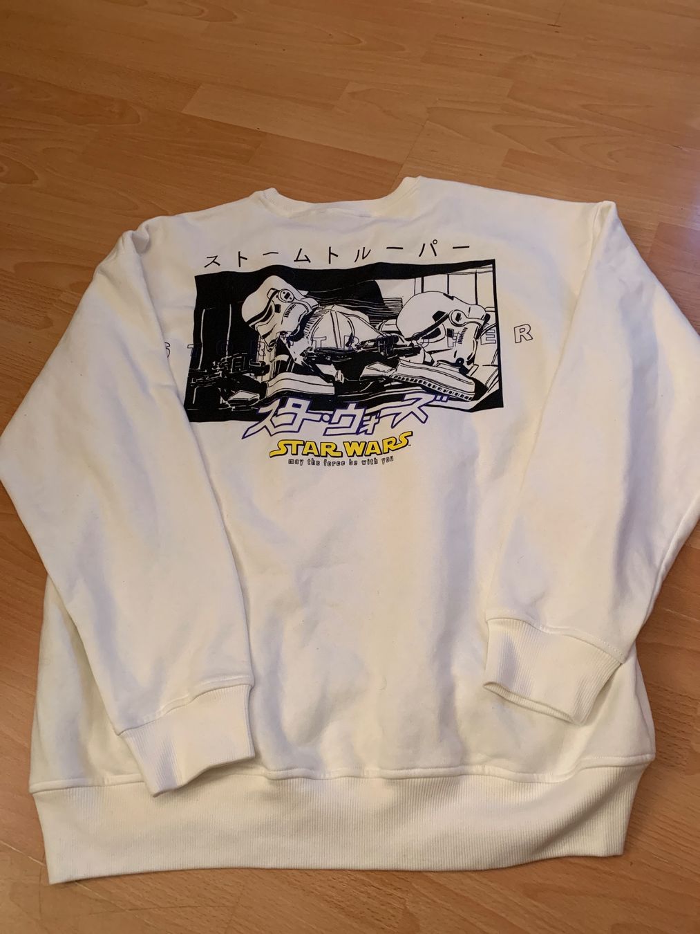 Maglioni & Felpe: Joli pull blanc Star Wars taille L – Usato da MEYRIN venduto da Gwendo10 1