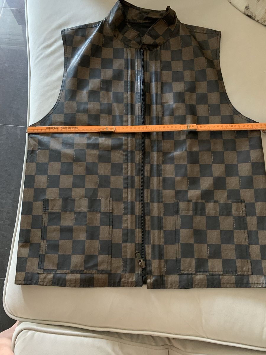 Fendi Gilet & Giacche: Fendi damengilet – Usato da Bergdietikon venduto da zor_856j 5