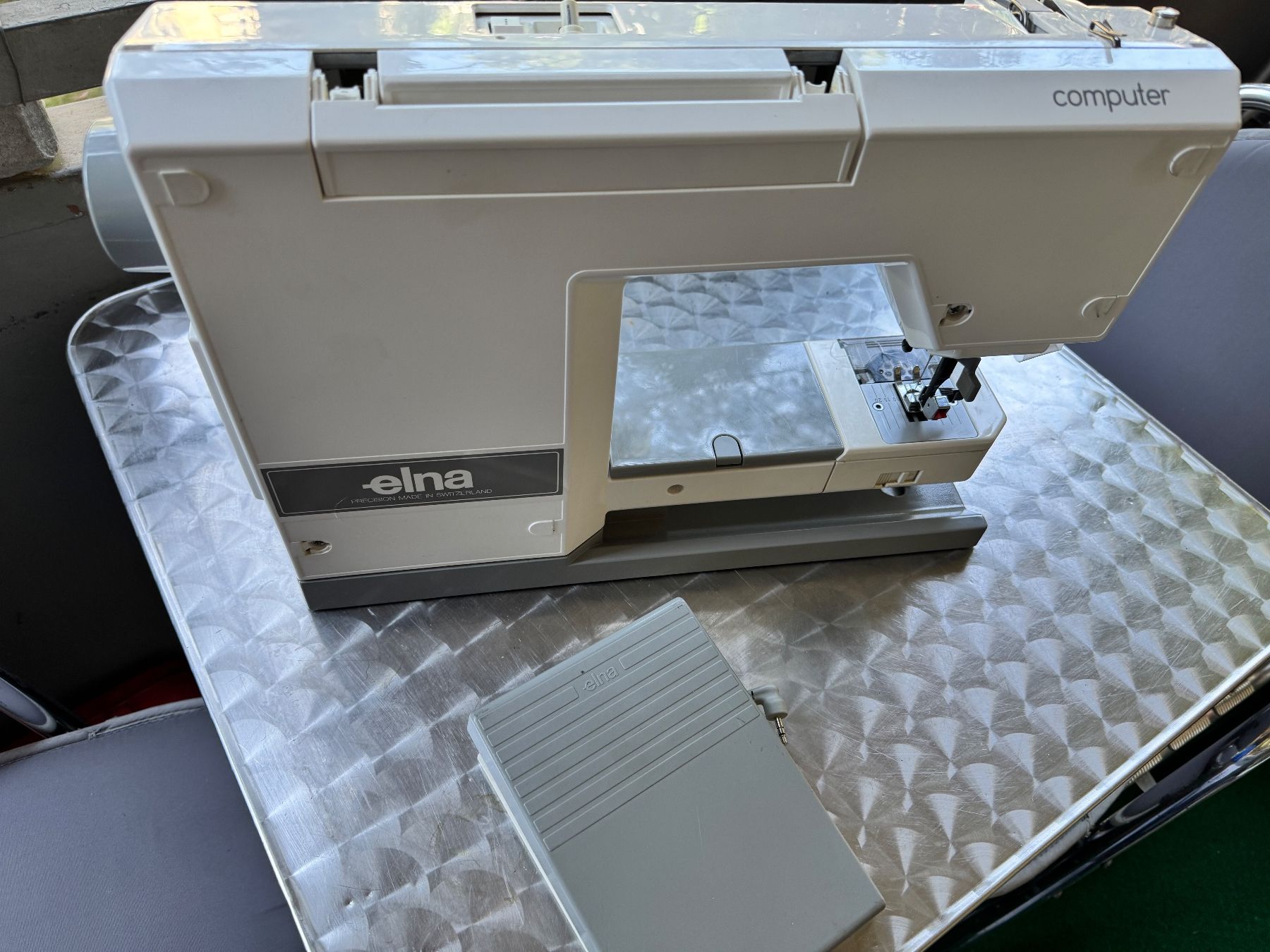 Elna Machines à coudre: Elna 5000 Computer – D'occasion à Zürich par Cibin 2