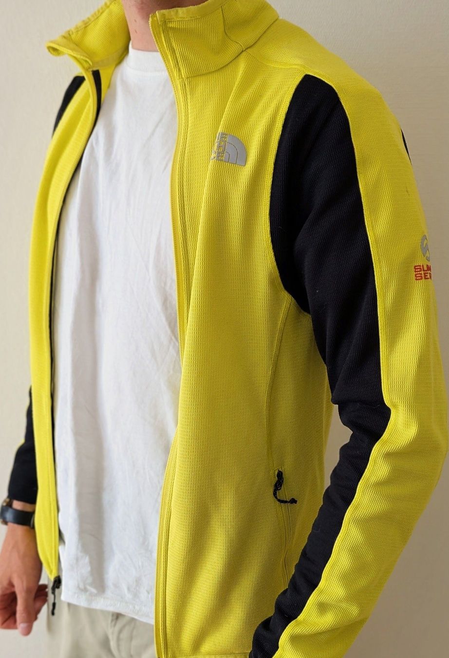North Face Vestes: The North Face summit series jacket S – D'occasion à Clarens par leo_977l