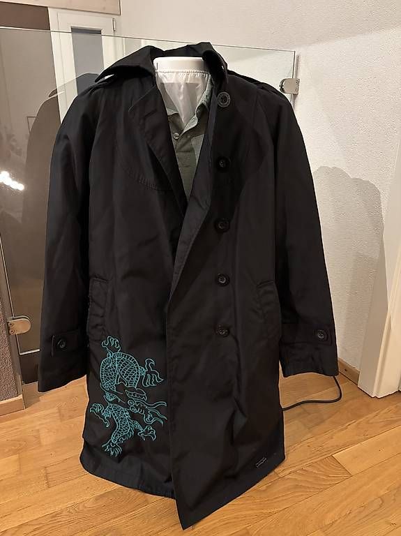 Cappotti: Desigual Trenchcoat Grösse 38 – Usato da Riaz venduto da economie_circulaire