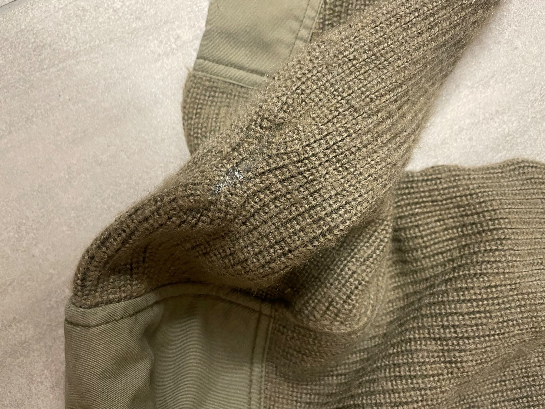 Armée suisse Uniformes: Instruktor Pullover – D'occasion à Oberiberg par stab 3