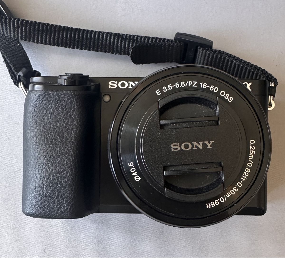 Sony Fotocamera: Sony Alpha 6100 + Kit Lens + Sony Tasche – Nuovo (secondo la descrizione) da Zürich venduto da kre_gqh5 2