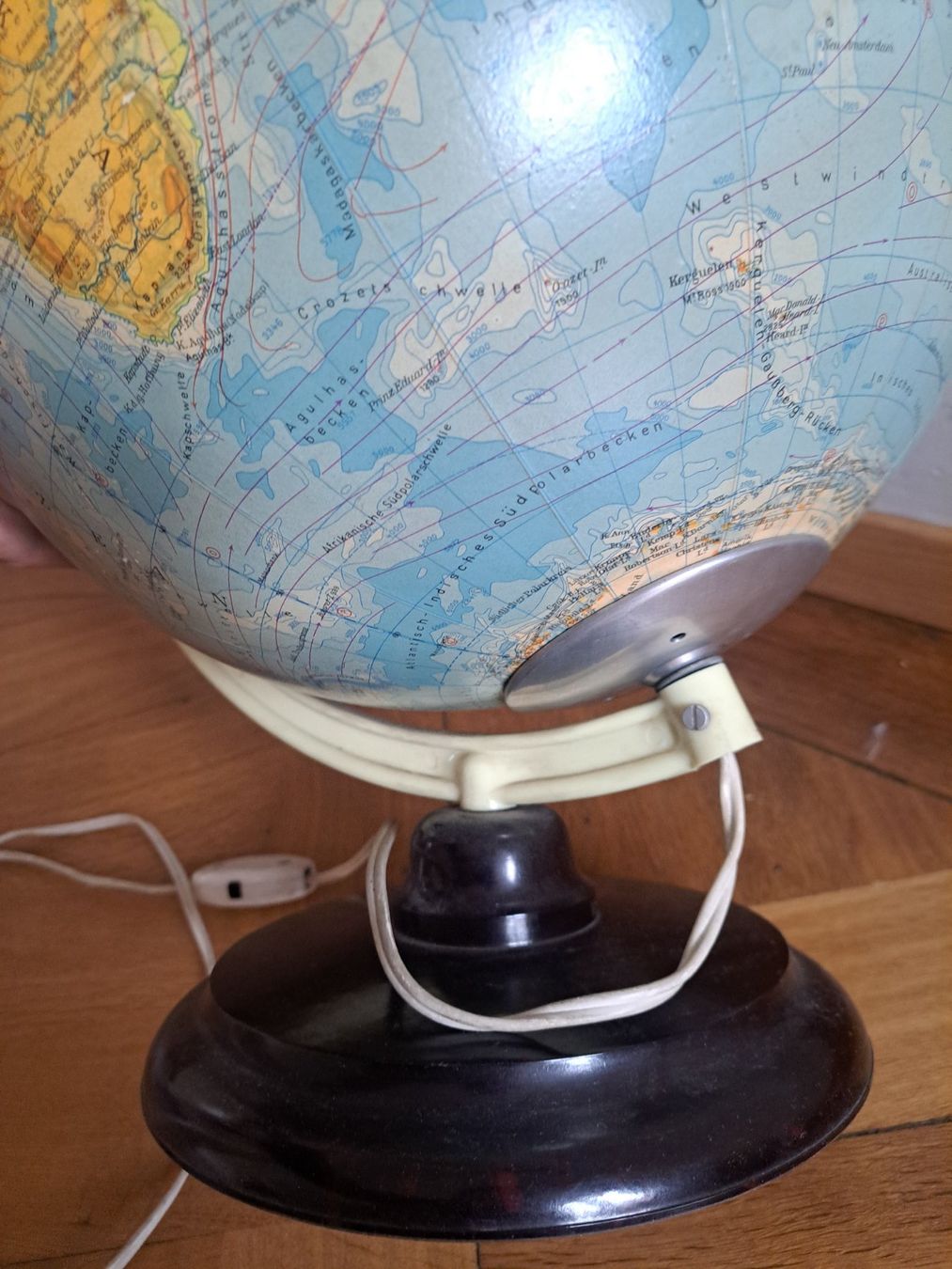 Sonstige Dekorationen & Accessoires: Globus – Gebraucht aus zürich von 123los 1