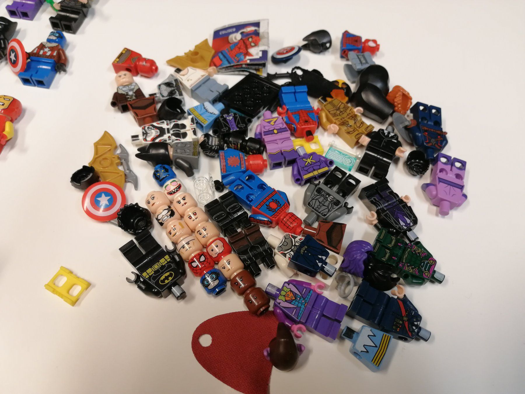 Lego Giocattoli: Lego Marvel DC Super Heroes 4 – Usato da Sils im Domleschg venduto da AMAG_AUDI_ZH 2