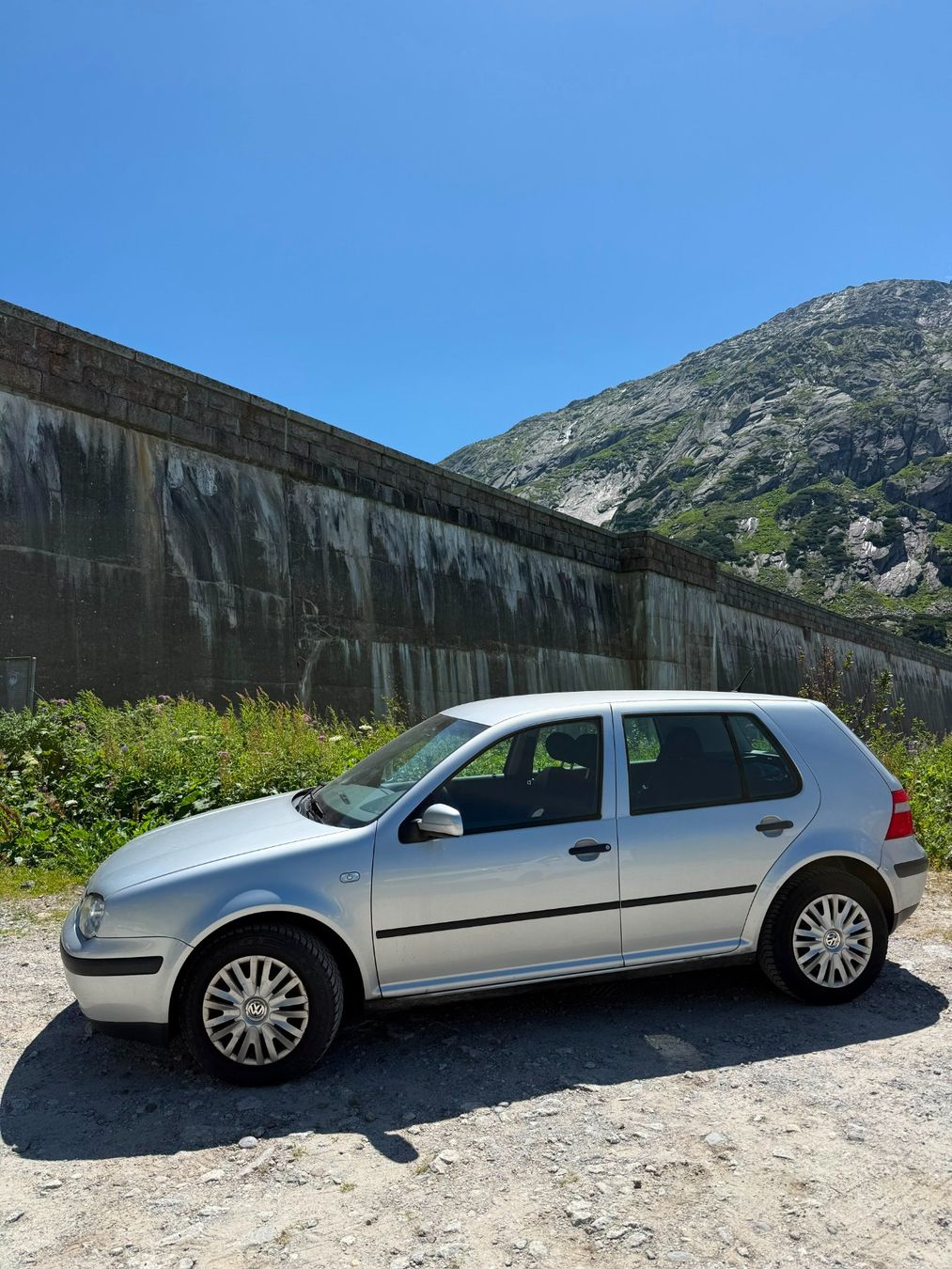 VW Automobili: VW Golf IV 1.9 | MFK 01/2028 | Klima | DAB+ & Bluetooth – Usato da Bern venduto da Samueu