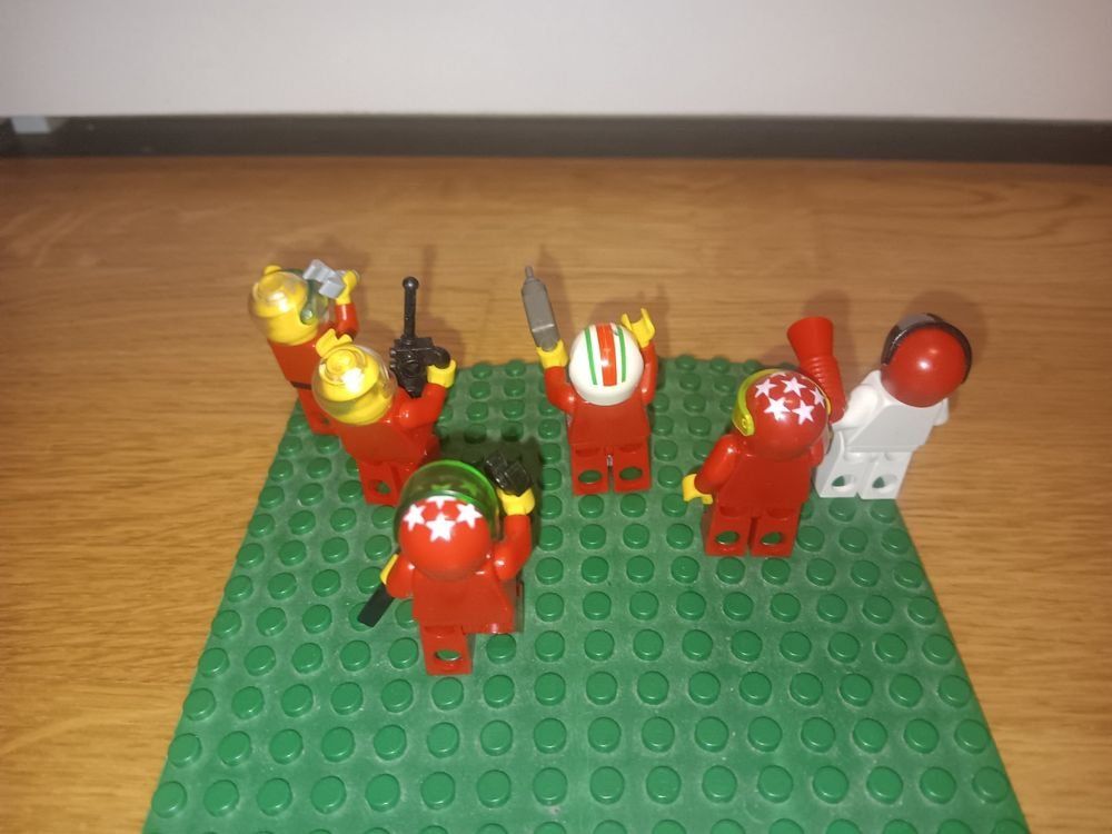 Lego Statuette: Lego Figuren Racing – Usato da Oftringen venduto da joa_bbm2 4