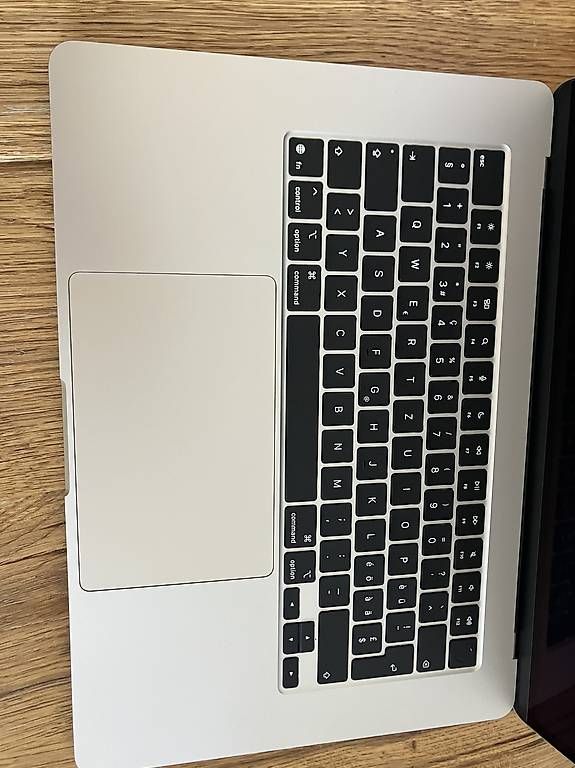 Apple Notebook: MacBook Air – Nuovo (secondo la descrizione) da Uster venduto da Zooey05 3
