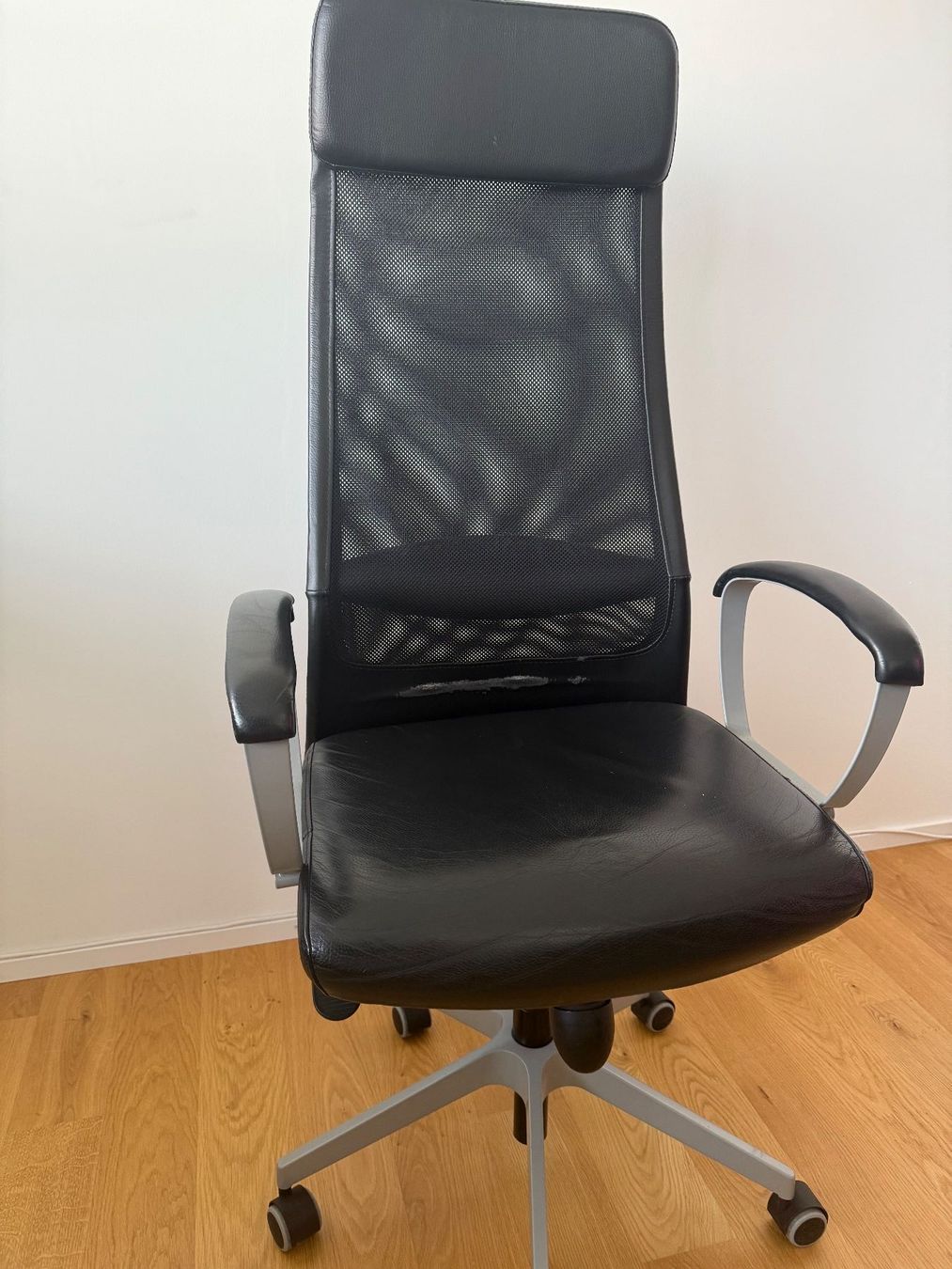 Ikea Stühle: Ikea chair leather black – Gebraucht aus Horgen von nkomel 3