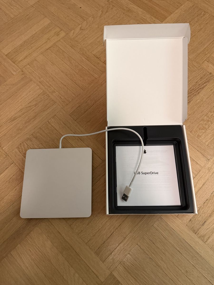 Apple Audio- & Mediensysteme: Apple Superdrive USB – Gebraucht aus Basel von schaeryo 1