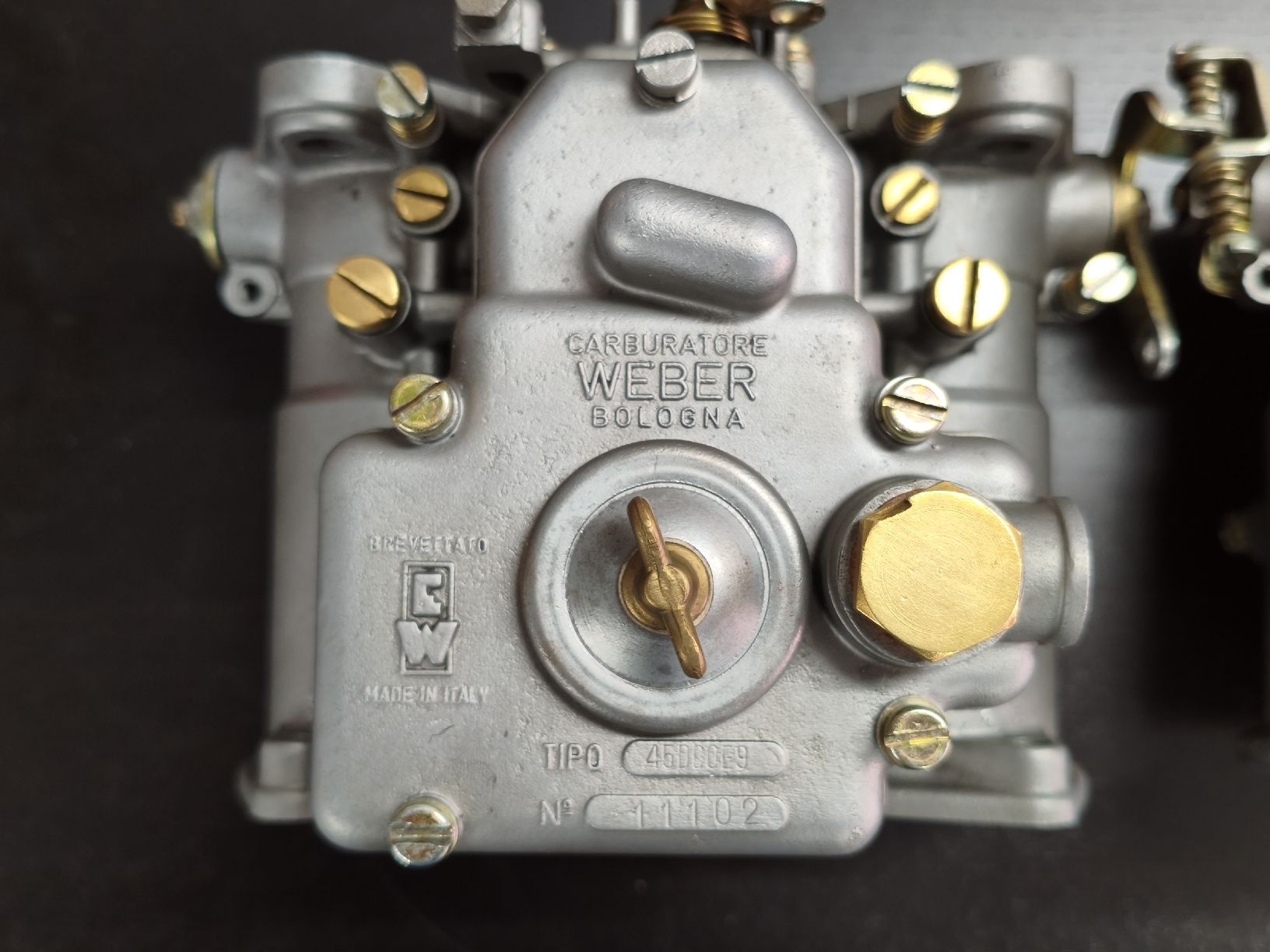 Tutti pezzi di ricambio auto: Weber 45 DCOE 9 Doppelvergaser – Usato da Dintikon venduto da Eru 3