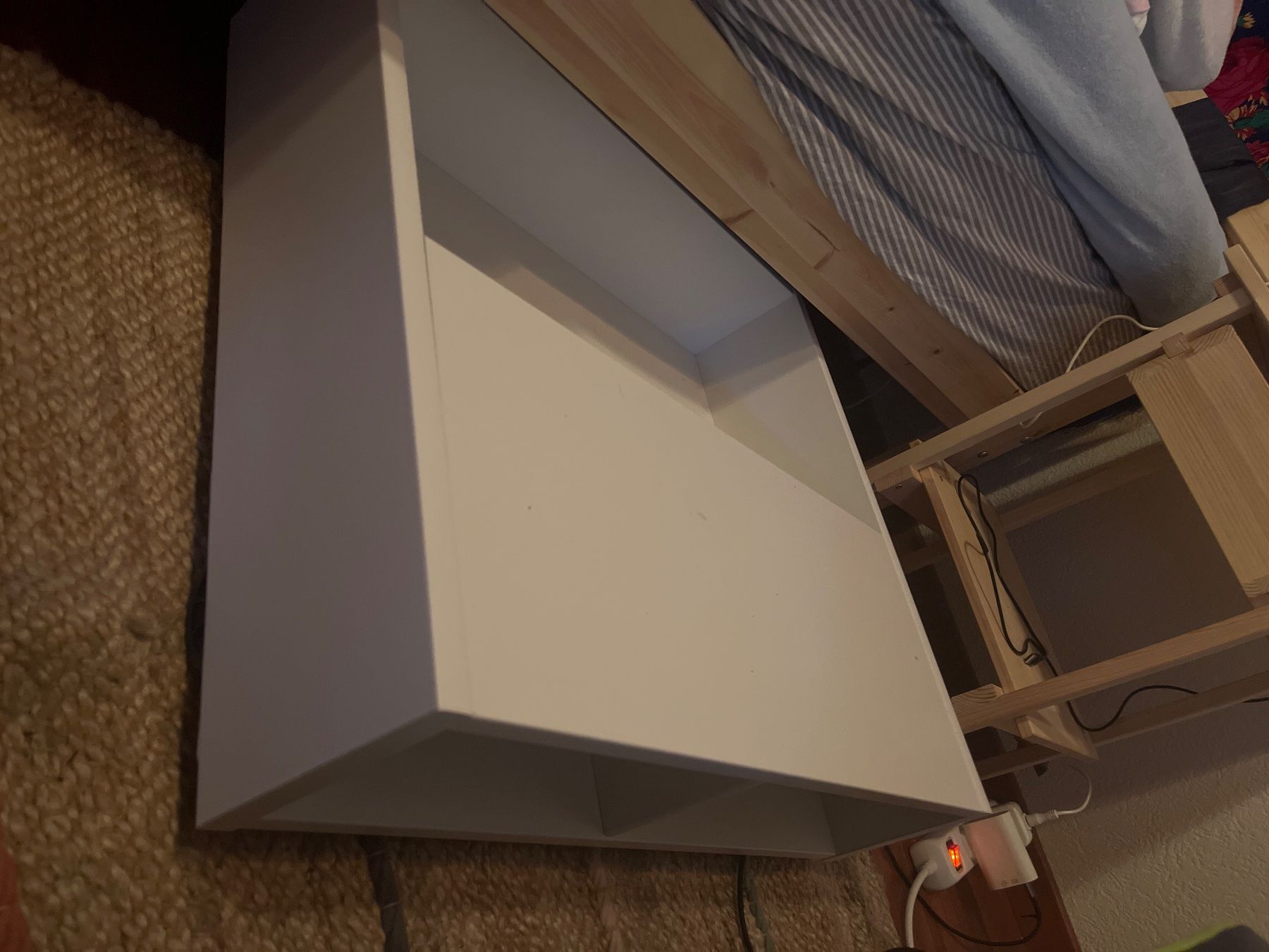 Ikea Comodini: Bett Schubladen Nachtisch – Usato da Neerach venduto da wal_2dyz 5
